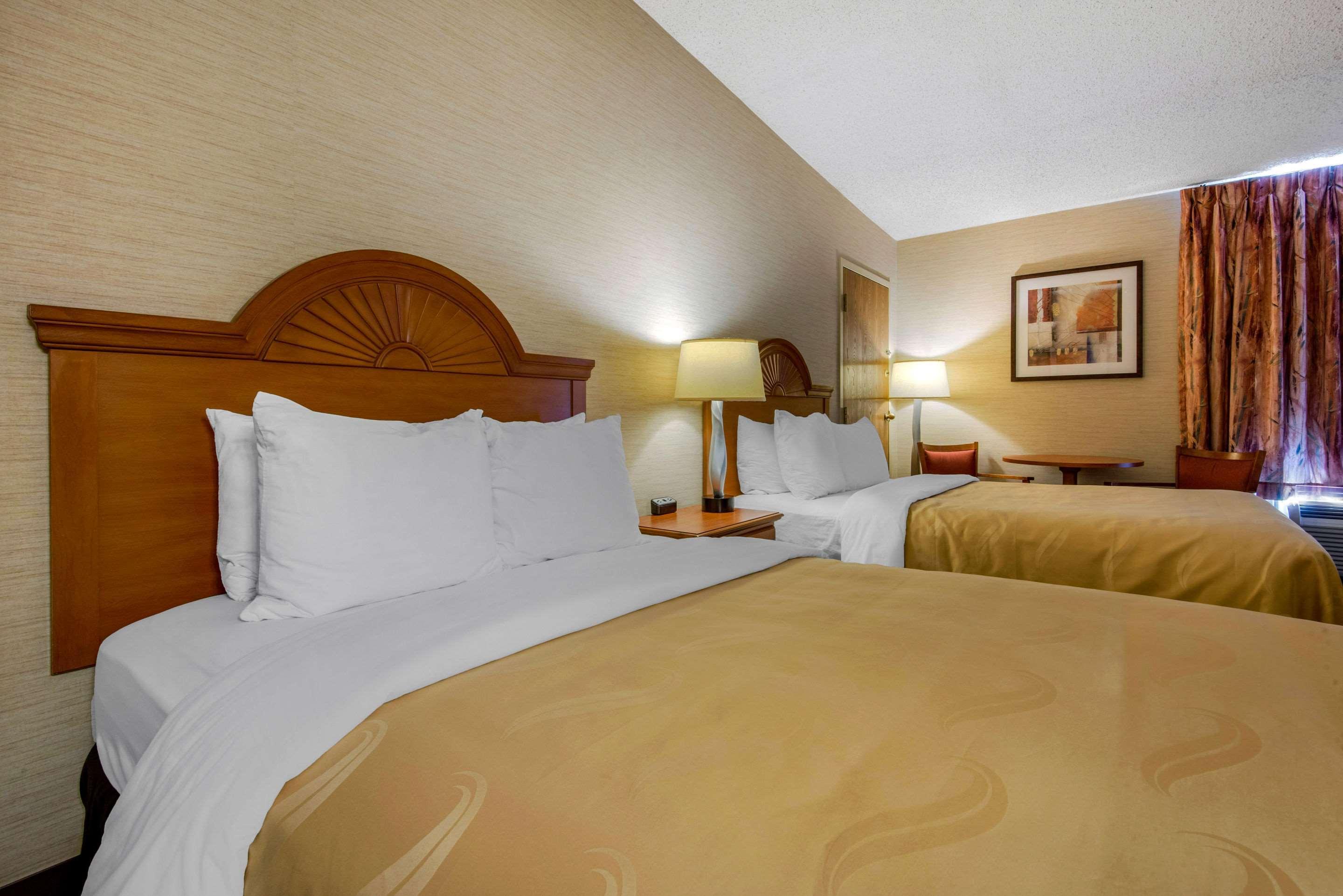 Quality Inn & Suites Мансфийлд Екстериор снимка