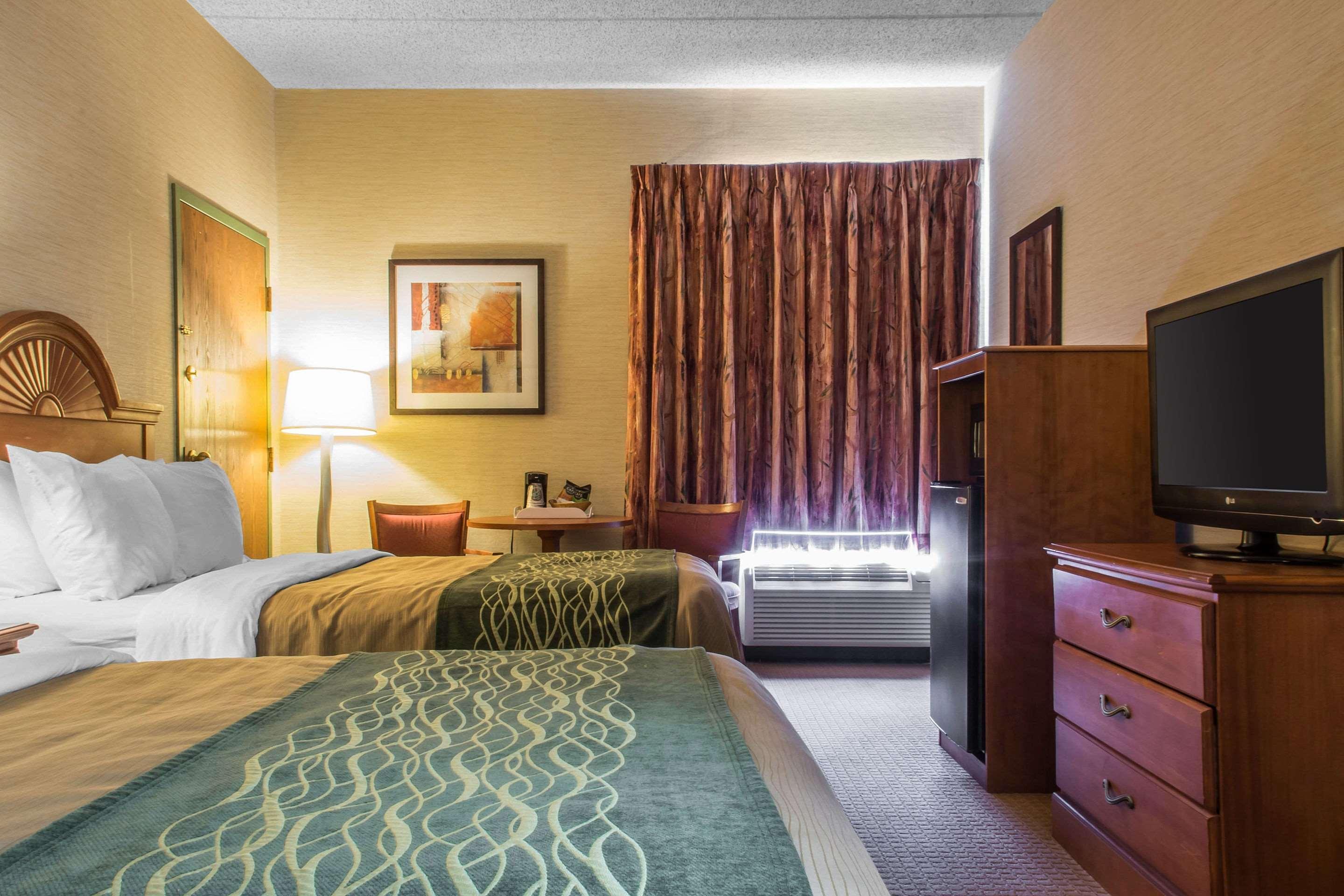 Quality Inn & Suites Мансфийлд Екстериор снимка