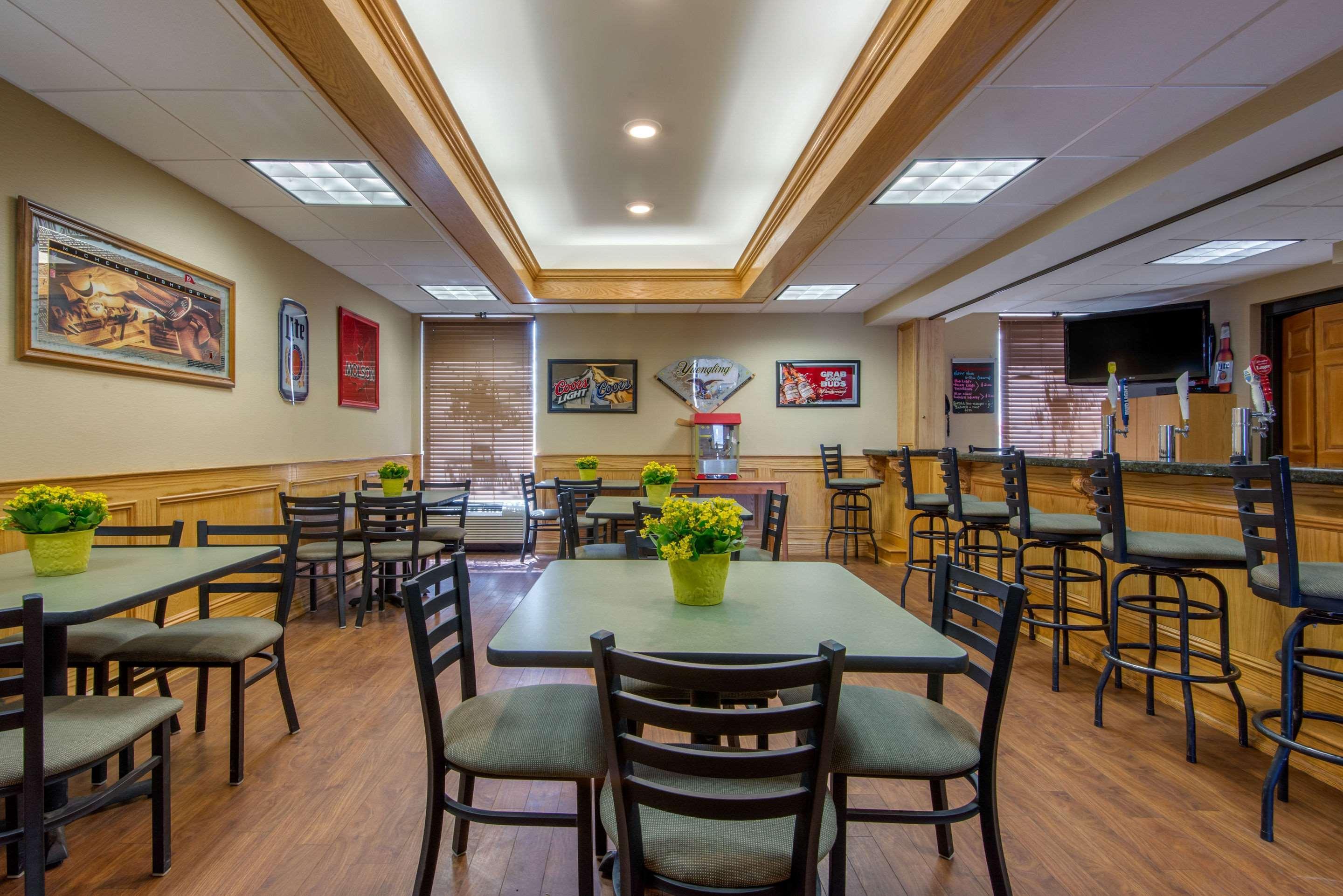 Quality Inn & Suites Мансфийлд Екстериор снимка