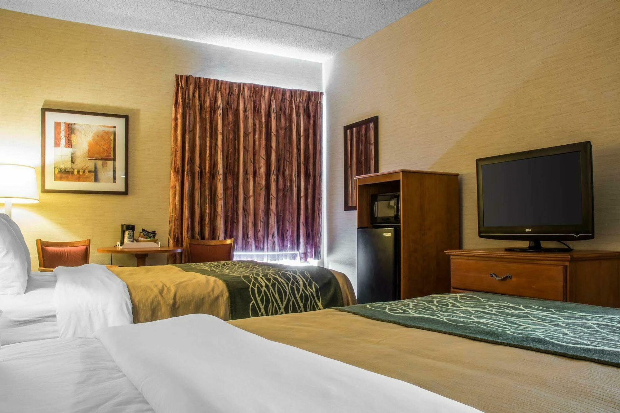 Quality Inn & Suites Мансфийлд Екстериор снимка